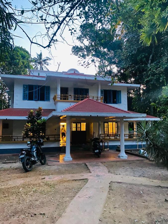 Barefoot Hostels, فاركَالا المظهر الخارجي الصورة
